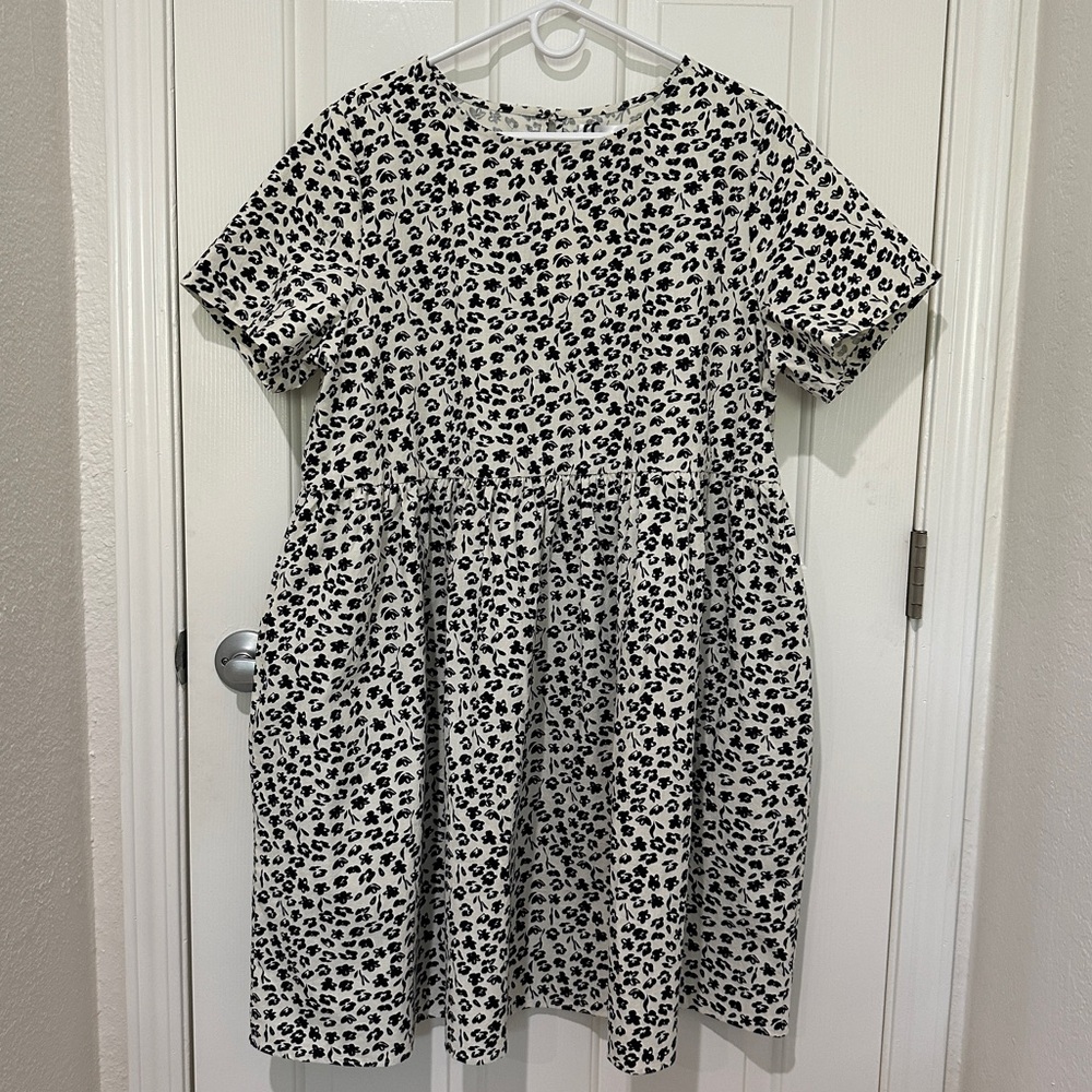 Tradlands Nico Dress Petites Fleurs sz XL